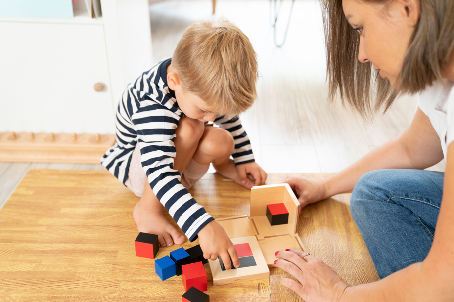 terapia zajęciowa Montessori, pedagog Wrocław Centrum Psychoterapii i&nbsp;Psychodietetyki Rymkiewicz system family care